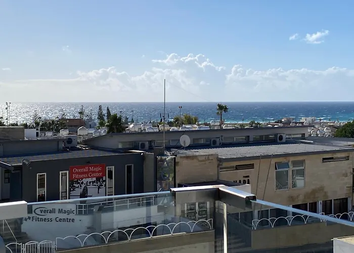 Midtown Napa * Ayia Napa