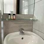 Midtown Napa Apartment *