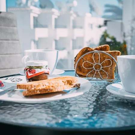 Pan Marie Apartments