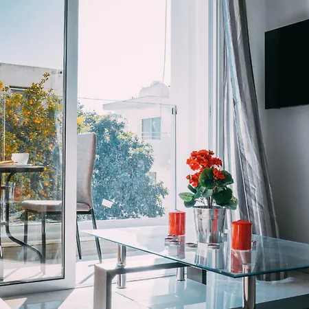 Pan Marie Apartments *