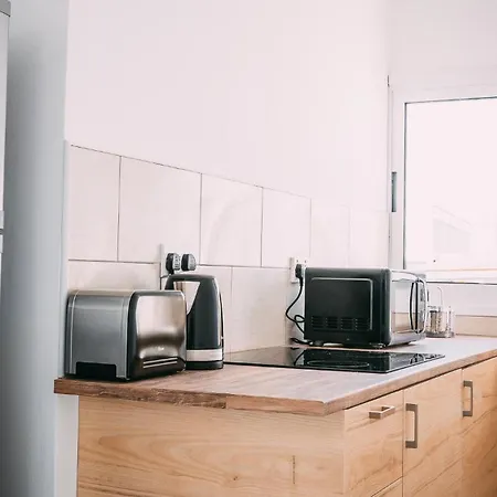 Pan Marie Apartments *